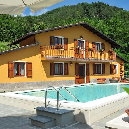 Casa Margherita Celide San Romano Екстериор снимка